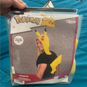 Adult Pokemon Pikachu accessories kit